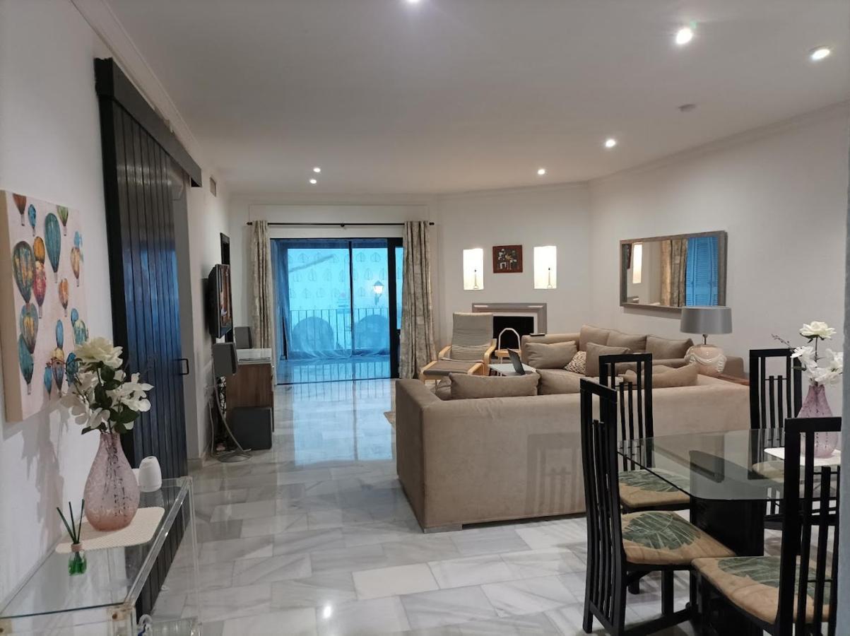 Apartamento Large 2 Bed Apt Puerto Banus Marina Private Parking